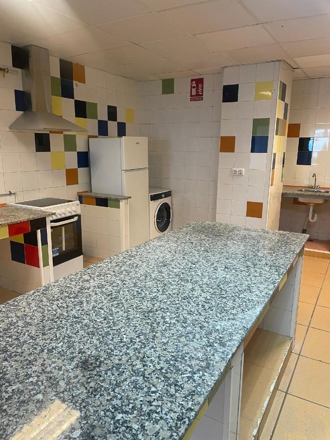 Hostel Cangas Екстериор снимка