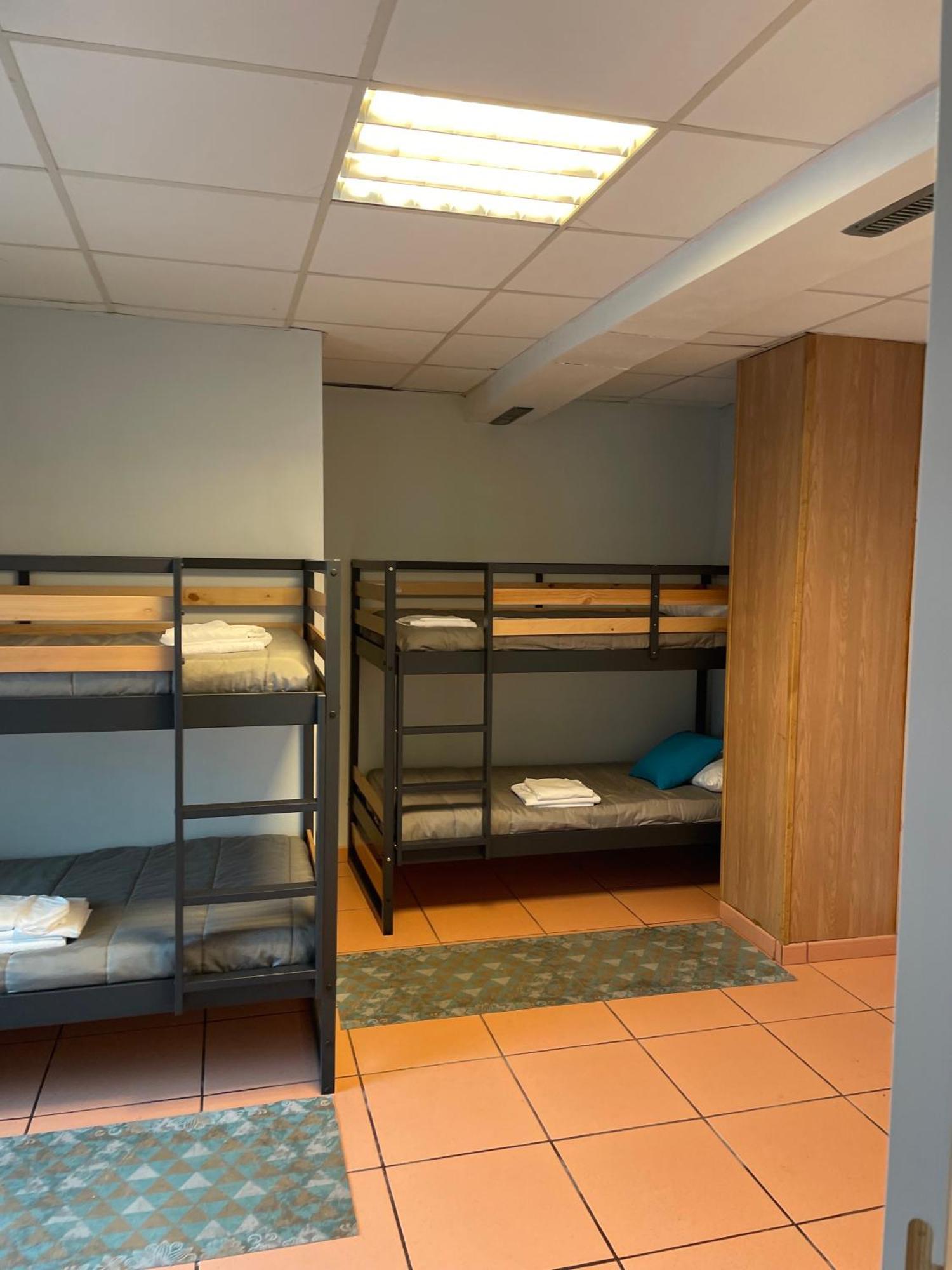 Hostel Cangas Екстериор снимка